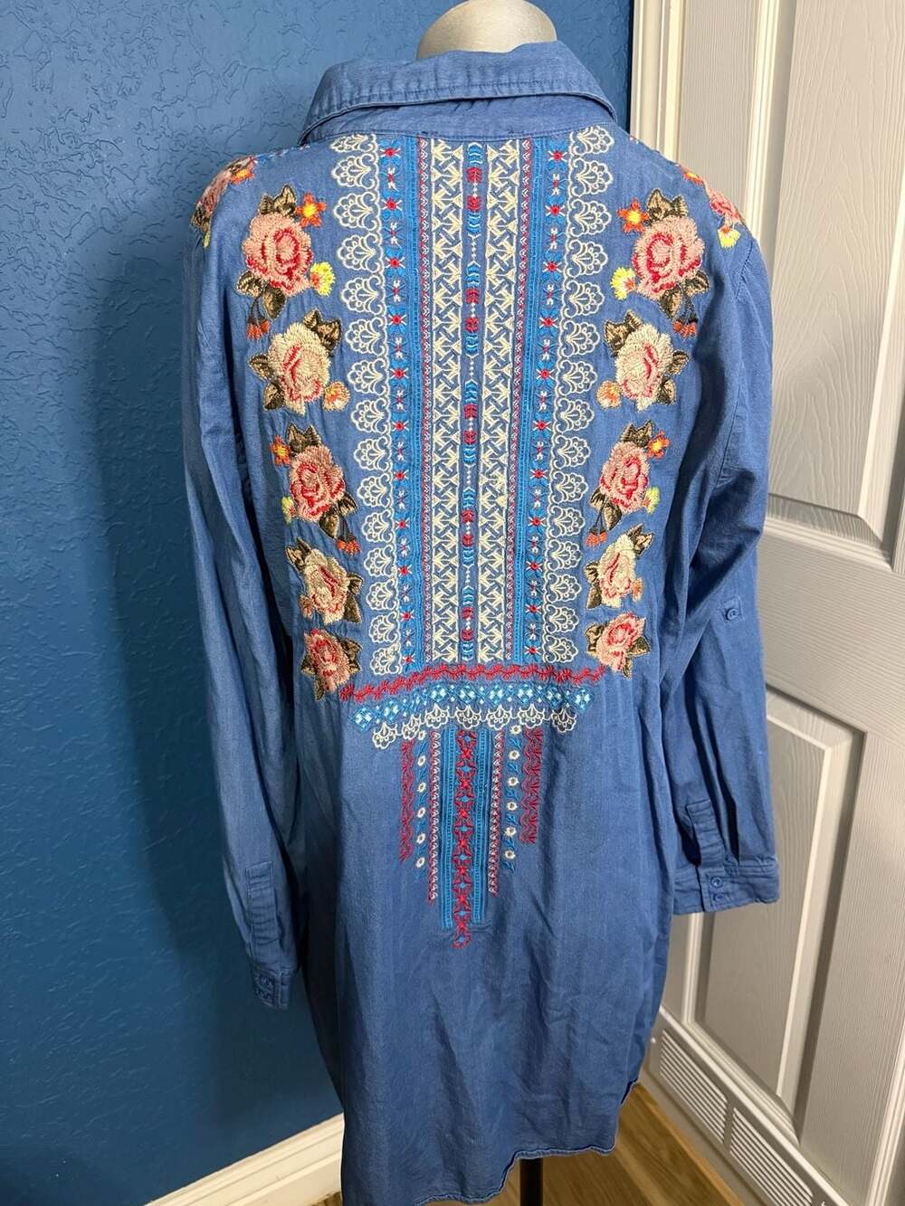 Andree by Unit Floral Embroidered Chambray Shirt Dress Boho Western Large